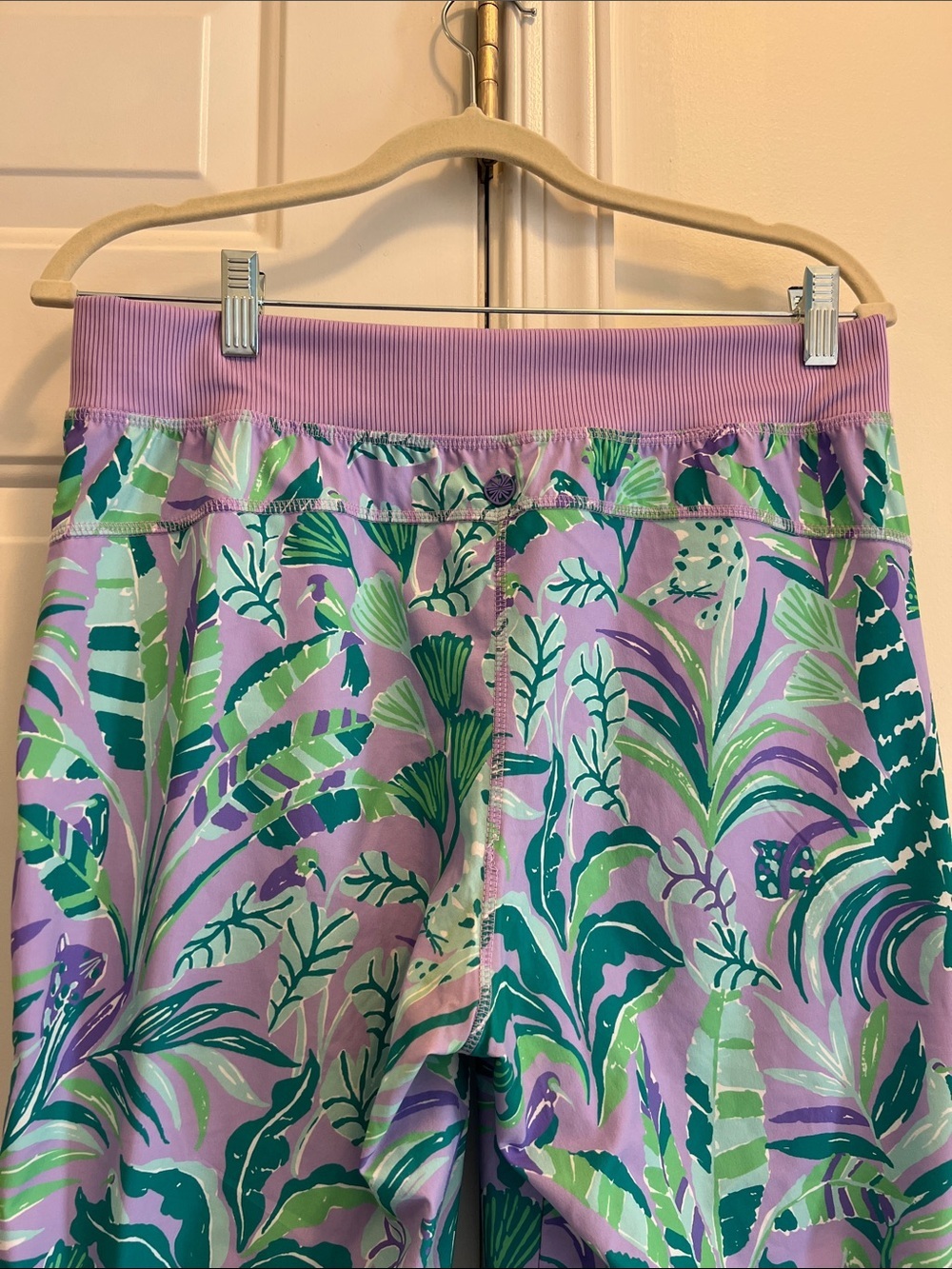 Lilly Pulitzer Run Around Luxletic UPF 50 size M - Picture 4 of 4